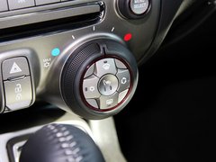 2012款 3.6L 自动 改款传奇性能版