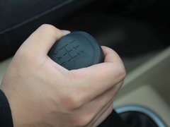 2012款 XL 1.6L 自动 尊贵版