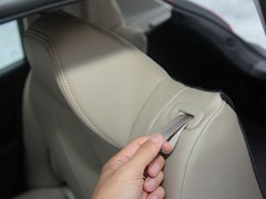 2012款 XL 1.6L 自动 尊贵版