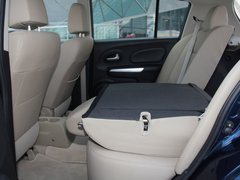 2012款 XL 1.6L 自动 尊贵版