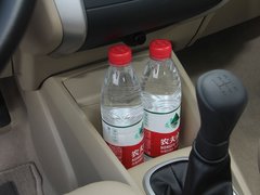 2012款 XL 1.6L 自动 尊贵版