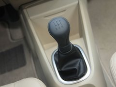 2012款 XL 1.6L 自动 尊贵版