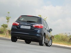 2012款 XL 1.6L 自动 尊贵版