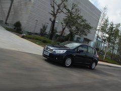 2012款 XL 1.6L 自动 尊贵版