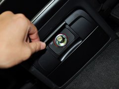 2013款 30TFSI 手动舒适型