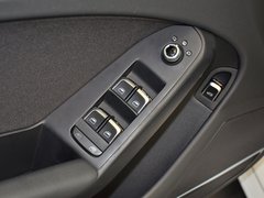 2013款 30TFSI 手动舒适型