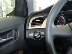 2013款 30TFSI 手动舒适型