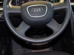 2013款 30TFSI 手动舒适型
