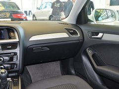 奥迪A4L 2013款 30TFSI 手动舒适型