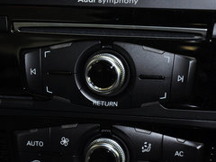 2013款 30TFSI 手動舒適型