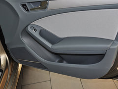 2013款 30TFSI 手动舒适型