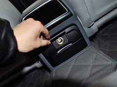 2013款 30TFSI 手动舒适型