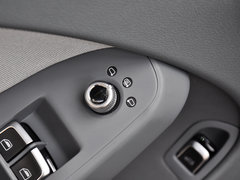 2013款 30TFSI 手动舒适型