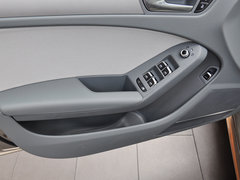 2013款 30TFSI 手动舒适型