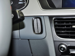 2013款 30TFSI 手动舒适型