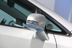 2013款 2.7L 自动 两驱豪华版5座