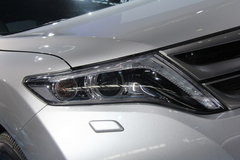 2013款 2.7L 自动 两驱豪华版5座