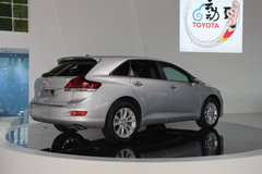 2013款 2.7L 自动 两驱豪华版5座