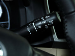 2013款 2.7L 自动 两驱豪华版5座