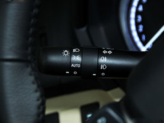 2013款 2.7L 自动 两驱豪华版5座