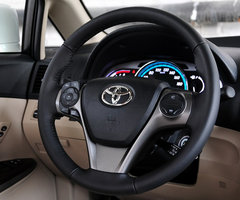 2013款 2.7L 自动 两驱豪华版5座