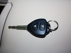 2013款 2.7L 自动 两驱豪华版5座