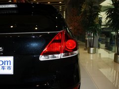 2013款 2.7L 自动 两驱豪华版5座