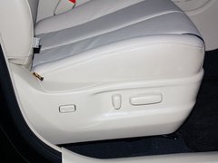 2013款 2.7L 自动 两驱豪华版5座