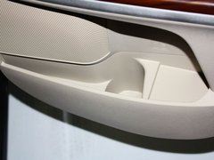 2013款 2.7L 自动 两驱豪华版5座