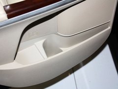 2013款 2.7L 自动 两驱豪华版5座