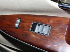 2013款 2.7L 自动 两驱豪华版5座