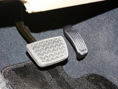 2013款 2.7L 自动 两驱豪华版5座