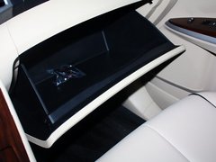 2013款 2.7L 自动 两驱豪华版5座
