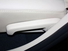 2013款 2.7L 自动 两驱豪华版5座