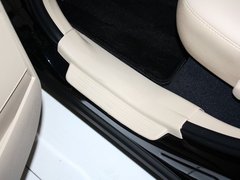 2013款 2.7L 自动 两驱豪华版5座
