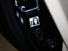2013款 2.7L 自动 两驱豪华版5座