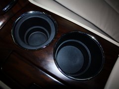 2013款 2.7L 自动 两驱豪华版5座