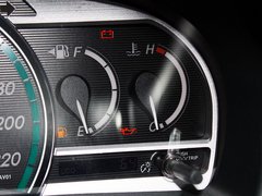 2013款 2.7L 自动 两驱豪华版5座