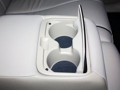 2013款 2.7L 自动 两驱豪华版5座