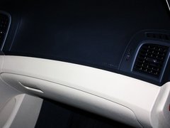 2013款 2.7L 自动 两驱豪华版5座
