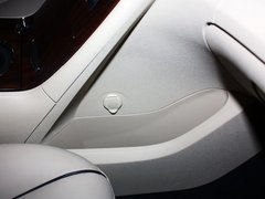 2013款 2.7L 自动 两驱豪华版5座
