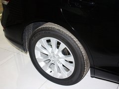 2013款 2.7L 自动 两驱豪华版5座