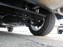 2013款 2.7L 自动 两驱豪华版5座