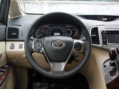 2013款 2.7L 自动 两驱豪华版5座