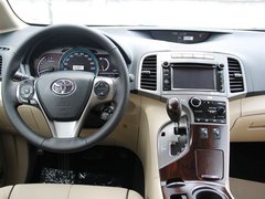 2013款 2.7L 自动 两驱豪华版5座