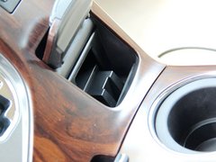 2013款 2.7L 自动 两驱豪华版5座