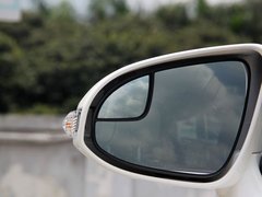 2013款 2.7L 自动 两驱豪华版5座