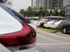 2013款 2.7L 自动 两驱豪华版5座
