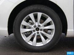 2013款 2.7L 自动 两驱豪华版5座
