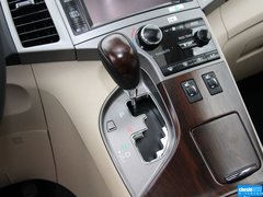 2013款 2.7L 自动 两驱豪华版5座